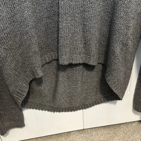 Sweater - Picture 2 of 3